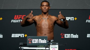 Jamahal Hill provoca Poatan antes de UFC 300 - Getty Images