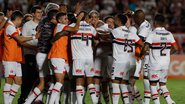 Luciano marca dois, e São Paulo bate o Vitória no Barradão - Rubens Chiri / São Paulo FC