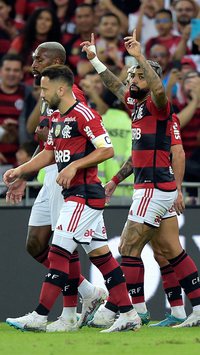 Flamengo bate Grêmio na Copa do Brasil