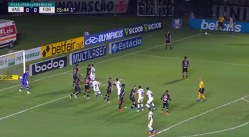 Em jogo atrasado do Brasileirão, Fernando Miguel salva o Vasco e mantém 0 a 0 diante do Fortaleza - Transmissão Premiere