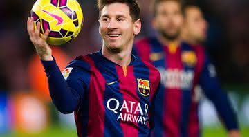Lionel Messi comemora gol de número 700 com a camisa do Barcelona - GettyImages