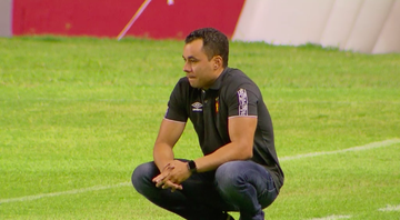 Jair Ventura, ex-treinador do Sport em campo - Transmissão TV Globo
