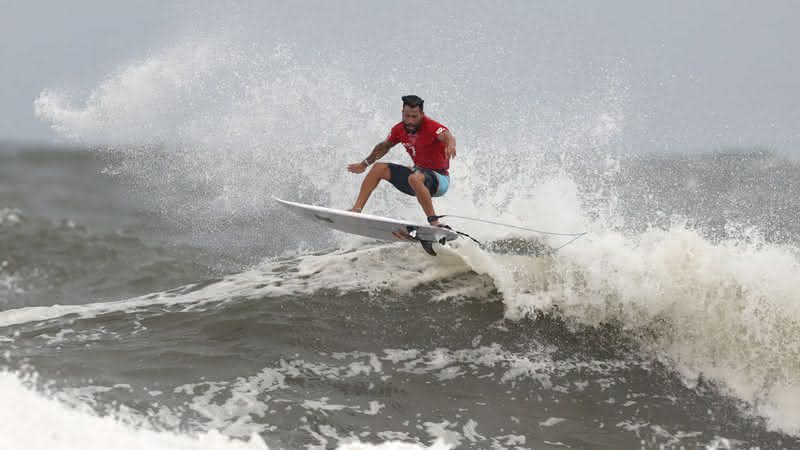Ítalo Ferreira e Matheus Herdy se enfrentaram no Mundial de Surfe - GettyImages