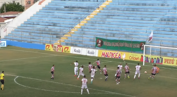 Salgueiro e Santa Cruz ficam no empate na primeira final do Pernambucano - YouTube/ TV Coral