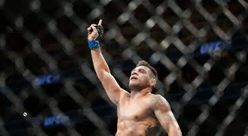 Rafael dos Anjos ficou próximo de trocar socos com Conor McGregor nos bastidores do UFC 264 - GettyImages