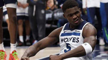 Timbewolves atropelam Nuggets na NBA - Getty Images