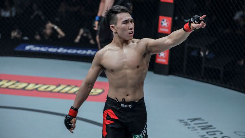 Aos 23 anos, o lutador chinês Ma Jia Wen foi nocauteado aos 55 segundos - Getty Images
