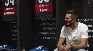 Isla é o novo lateral do Flamengo - Alexandre Vidal / Flamengo