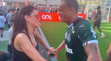 O jogador comemorou a vitória do Palmeiras com a esposa e os amigos - Instagram @lucieledicamargo