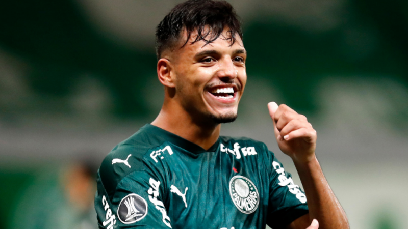 Gabriel Menino em ação pelo Palmeiras