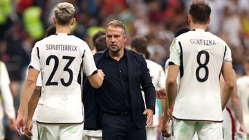 Hansi Flick não teme nada após o jogo da Alemanha na Copa do Mundo do Catar - GettyImages