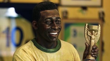 Craques do futebol mundial prestam homenagens a Pelé - Getty Images