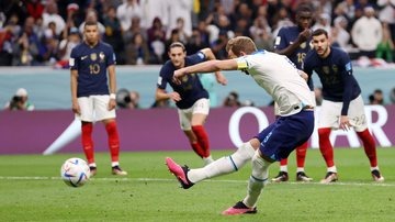 Kane converte pênalti, empata Inglaterra x França e iguala recorde - GettyImages