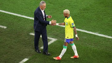 Neymar faz homenagem a Tite após Copa do Mundo - Getty Images