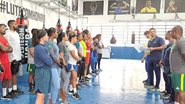 Atletas e comissão técnica da seleção permanente em São Paulo - Camila Nakazato