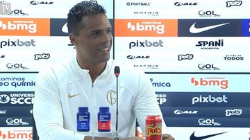 Fernando Lázaro, novo técnico do Corinthians - Reprodução/Youtube