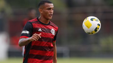 Flamengo freou o interesse do Barcelona na contratação de sua joia - Gilvan de Souza/Flamengo