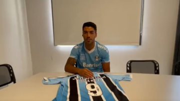 Suárez impacta venda de camisas - Reprodução Twitter
