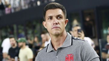 Vasco encaminha a contratação de zagueiro argentino - Daniel Ramalho / Vasco
