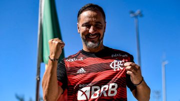 Vítor Pereira esclarece polêmicas em sua apresentação no Flamengo - Marcelo Cortes / Flamengo