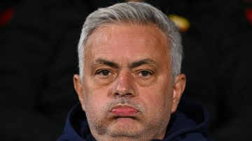 Mourinho sofre suspensão e recebe multa - Getty Images