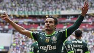 Raphael Veiga deve ficar no Palmeiras - Getty Images