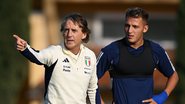 Roberto Mancini elogia jovem atacante italiano - Getty Images