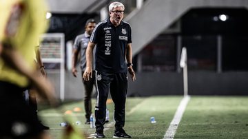 Odair Hellmann abriu o jogo sobre o seu pensamento para o futuro no Santos - Raul Baretta/ Santos