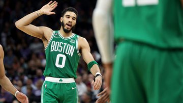 Tatum é um dos grandes nomes dos Celtics e quer manter a intensidade da equipe nos playoffs da NBA - GettyImages