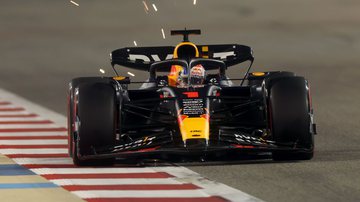 O treino classificatório da F1 no GP do Bahrein foi movimentado com Verstappen, Hamilton e Leclerc brigando por pole - GettyImages