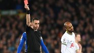 Lucas Moura foi expulso em jogo do Tottenham na Premier League - Getty Images