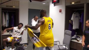 LeBron James foi recebido de maneira curiosa após show pelos Lakers na NBA - NBA TV