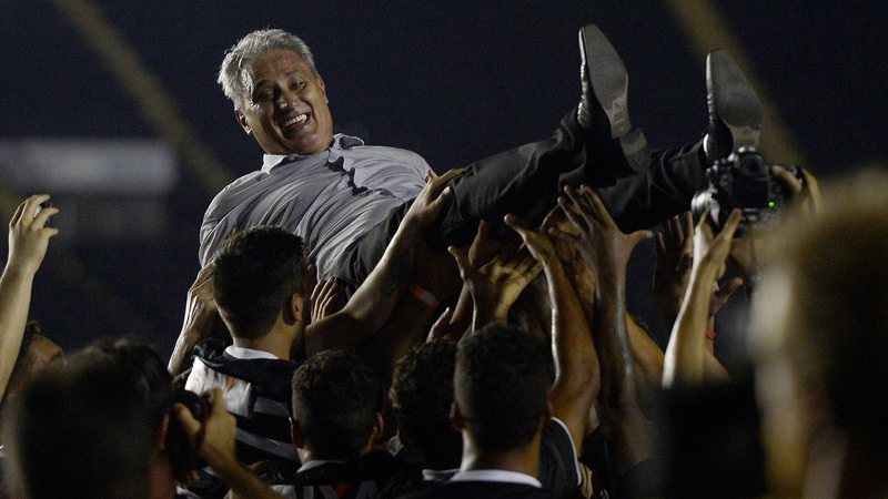 Tite no comando do Corinthians - Getty Images