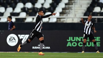 Victor Sá ressalta momento do Botafogo após vitória na Sul-Americana - GettyImages