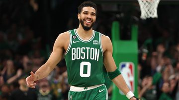 Tatum foi o grande destaque dos Celtics na virada contra os 76ers na NBA; veja detalhes - GettyImages