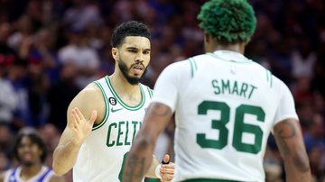 Tatum abriu o jogo sobre o 76ers e sua atuação com a camisa dos Celtics - GettyImages