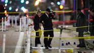 Investigadores trabalham no local do tiroteio em Denver - Foto: David Zalubowski/AP