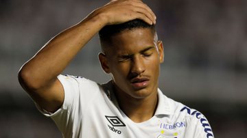 Caminho livre para Ângelo, Santos e Chelsea acertarem a transferência de R$ 90 milhões do atacante de apenas 18 anos - GettyImages
