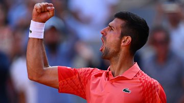 De virada, Djokovic vence e avança em Roland Garros - Getty Images