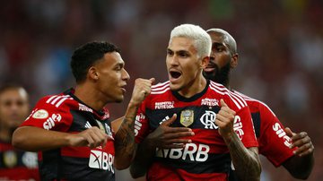 Pedro marca e Flamengo ganha do Grêmio pelo Brasileirão - Getty Images