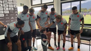 Gui curtiu o dia de treino ao lado dos jogadores do Vasco - Reprodução / Instagram