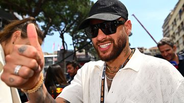 Neymar se encontra com Lewis Hamilton no GP da Espanha - GettyImages