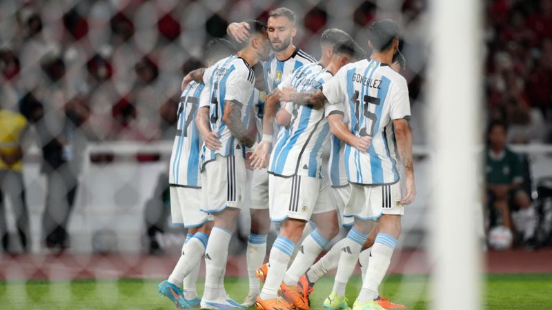 Sem Lionel Messi, a seleção albiceleste foi até a capital Jacarta e superou os donos da casa - GettyImages