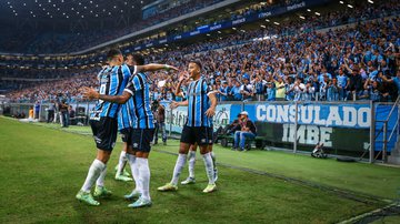 Suárez dá show e Grêmio vence o América-MG de virada - Lucas Uebel / Grêmio