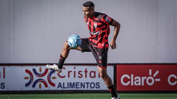 Airton lidera assistências, vira garçom e é decisivo para o Atlético-GO na Série B - Ingryd Oliveira/ACG/Flickr