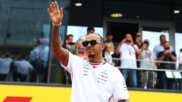 Chefe da Mercedes abre o jogo sobre renovação de Lewis Hamilton - Getty Images