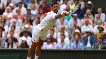 Djokovic vai encarar Sinner na semifinal de Wimbledon, mas nem o atual número oito do mundo e sua boa fase assustam - GettyImages