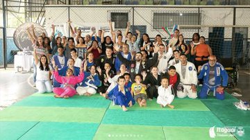 Turma de jiu-jitsu foi graduada no último final de semana - Divulgação