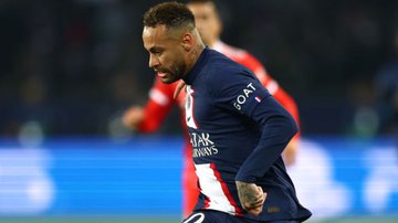Neymar se reapresentou ao PSG após suas férias e os diversos rumores em relação ao seu futuro na equipe da capital francesa - GettyImages