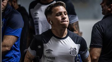 Soteldo assina contrato com o Santos, mas deve ser negociado em breve - Raul Baretta / Santos